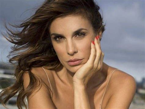 elisabetta canalis capezzoli|Elisabetta Canalis completamente nuda in piscina